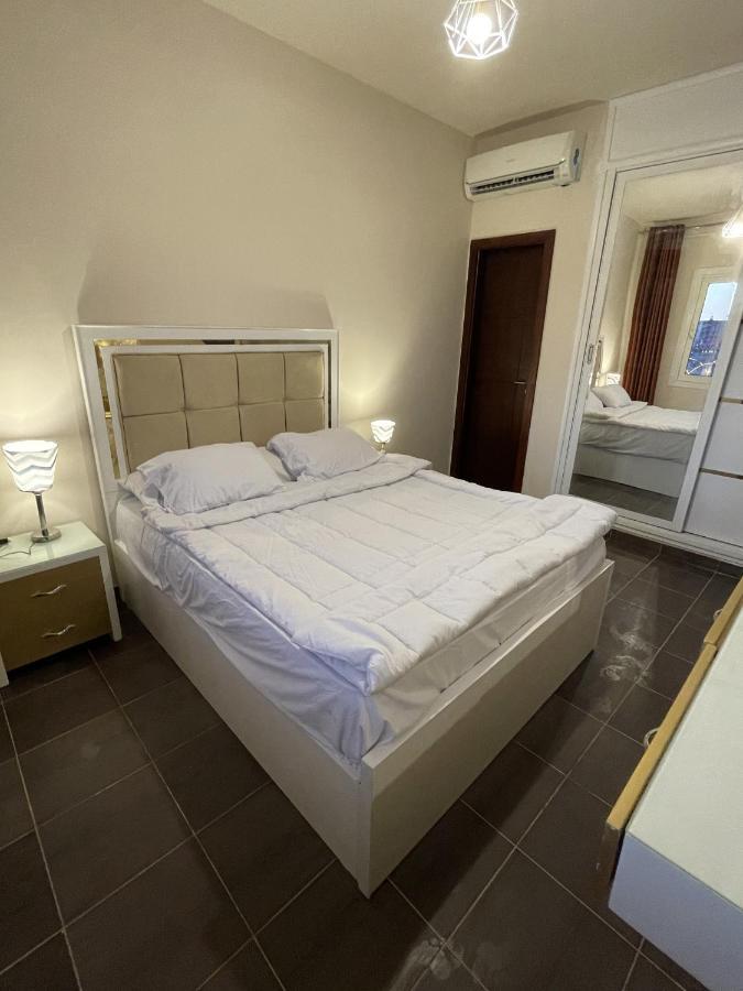Fully Equipped Apartments Pool & Mountains View In Porto Sharm Resort Exterior photo
